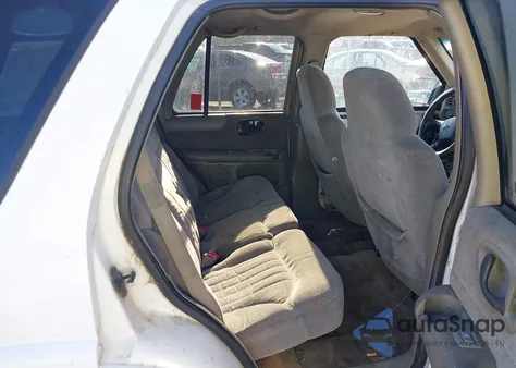 2000 Chevrolet Blazer Ls из США, поврежденный, VIN 1GNCS13W9YK142660